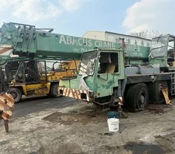 Liebherr LTM1035