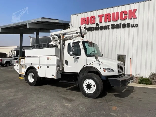 2015 ALTEC AT37G MOUNTED ON 2015 FREIGHTLINER BUSINESS CLASS M2 106