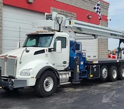 2027 MANITEX 35124C MOUNTED ON 2027 PETERBILT 567