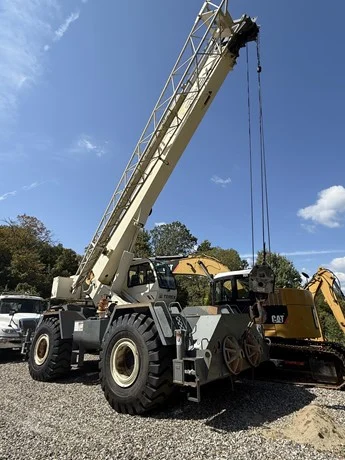 2008 Terex RT335-1