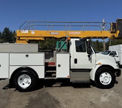 2017 Cbb EH-37 MOUNTED ON 2017 INTERNATIONAL DURASTAR 4300