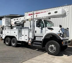 2013 ALTEC AM55MH MOUNTED ON 2013 INTERNATIONAL WORKSTAR 7500