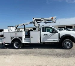 2023 Versalift SST36NE MOUNTED ON 2026 FORD F550