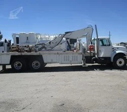 1999 Fec 3216 MOUNTED ON 1999 INTERNATIONAL 4900