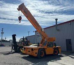 2014 Broderson IC200-3H