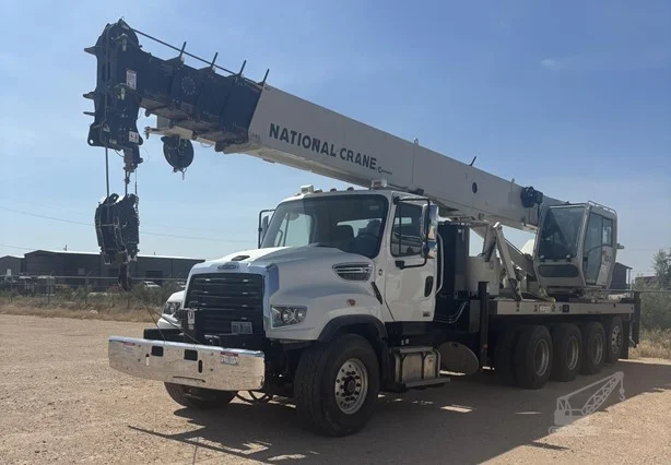 2023 NATIONAL NBT40-2 MOUNTED ON 2023 FREIGHTLINER 114SD