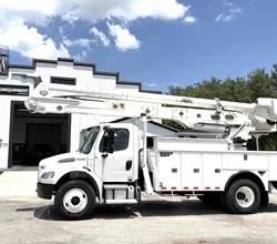 2018 ALTEC AA55 MOUNTED ON 2019 FREIGHTLINER BUSINESS CLASS M2 106