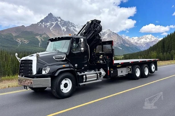 2014 HIAB XS322E-5 HIPRO MOUNTED ON 2014 FREIGHTLINER 114SD