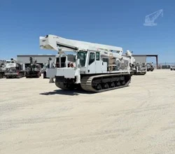 2014 Versalift VST9000I MOUNTED ON 2014 CTE CTRAC8000