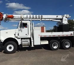 1996 Altec D2055TR MOUNTED ON 1996 PETERBILT 357