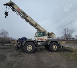2001 Terex RT335