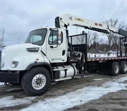 2018 IMT 28562 MOUNTED ON 2018 FREIGHTLINER 114SD