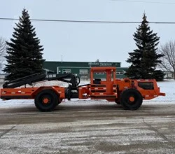 1990 Hiab 090AW MOUNTED ON 1990 CUSTOM BUILT 28 FT