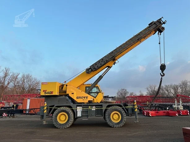 2014 GROVE RT540E