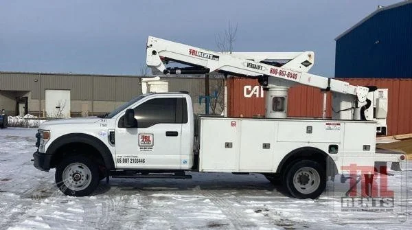 2021 VERSALIFT SST40EIH MOUNTED ON 2021 FORD F550