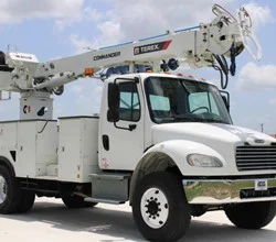 2019 TEREX COMMANDER 4047 MOUNTED ON 2019 FREIGHTLINER BUSINESS CLASS M2 106