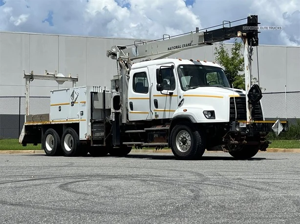 2017 NATIONAL 400B MOUNTED ON 2018 FREIGHTLINER 114SD