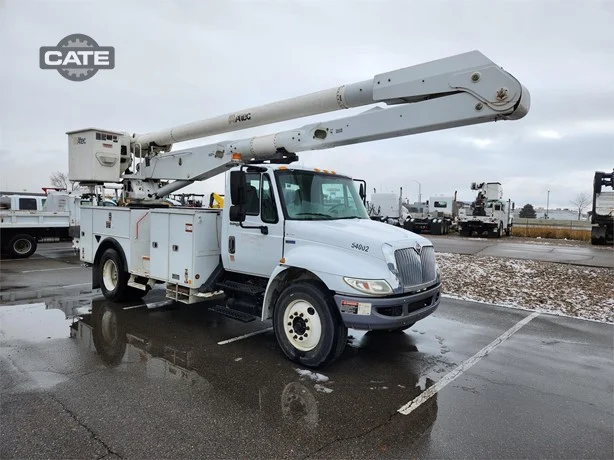 2013 ALTEC AA755MH MOUNTED ON 2013 INTERNATIONAL DURASTAR 4300
