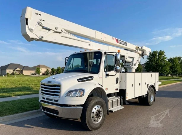 2026 TEREX TC55 MOUNTED ON 2027 FREIGHTLINER BUSINESS CLASS M2 106