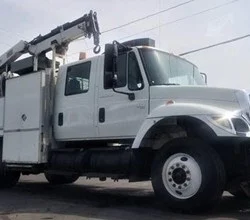 2007 IMT 5200 MOUNTED ON 2007 INTERNATIONAL WORKSTAR 7300
