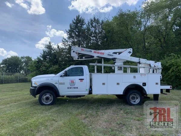 2018 Versalift SST40EIH MOUNTED ON 2018 DODGE RAM 5500