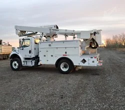 2011 TEREX HI RANGER TL55 MOUNTED ON 2011 FREIGHTLINER BUSINESS CLASS M2 106