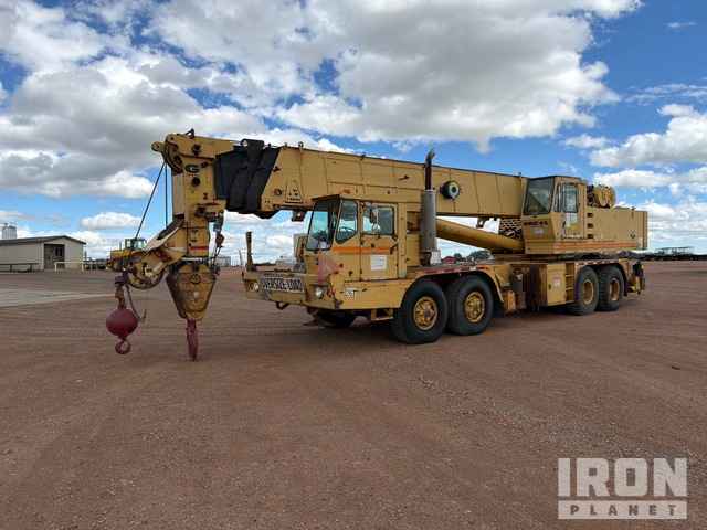 1988 Grove TM880