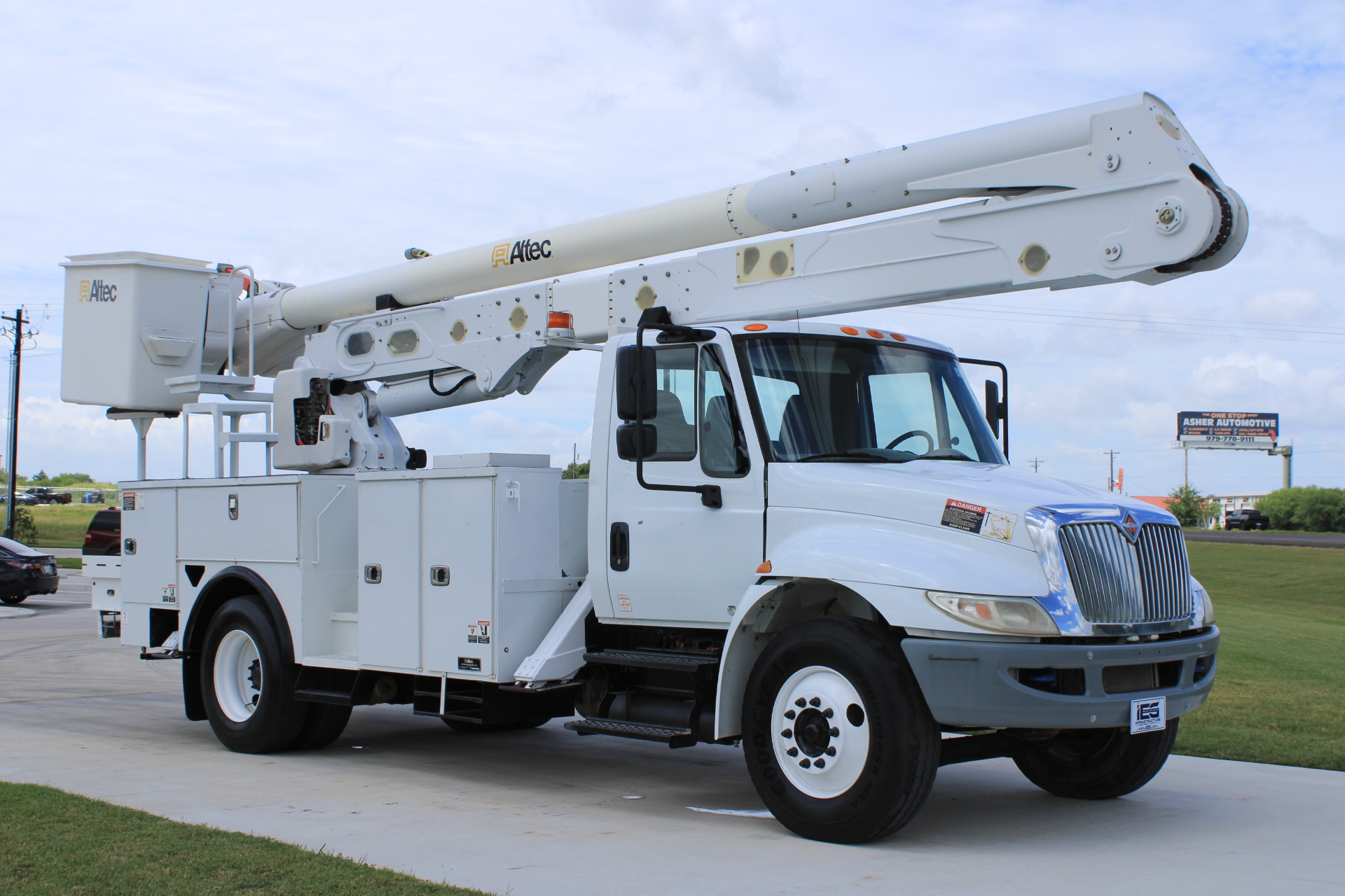 2018 Altec AA55-MH
