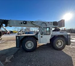 2010 Shuttlelift 7755 Carry Deck / Pick & Carry Cranes for Rent