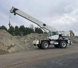 2007 Grove RT535E