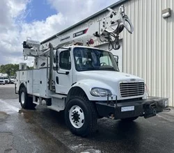 2019 Terex COMMANDER 4047 MOUNTED ON 2019 FREIGHTLINER BUSINESS CLASS M2 106