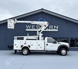 2011 Altec AT235 MOUNTED ON 2011 FORD F450 SD