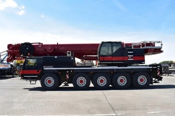 2015 LIEBHERR LTM1100-5.2